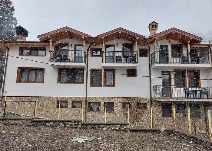 Πανσιόν камината