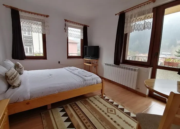 камината Πανσιόν